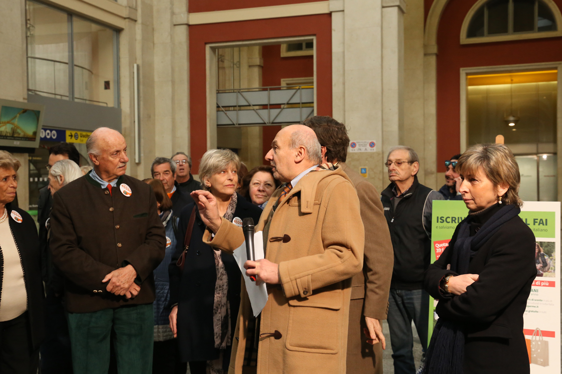 Sala Gonin_04.jpg - Stazione Porta Nuova Torino - Riprese Rai 3 Giornata FAI